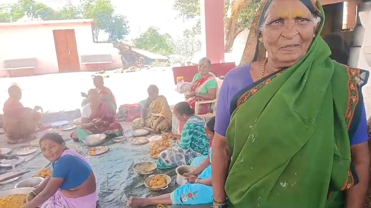 ವೃದ್ಧ ಮಹಿಳೆ ಅಕ್ಕತಾಯಿ ಲಂಗೂಟಿ